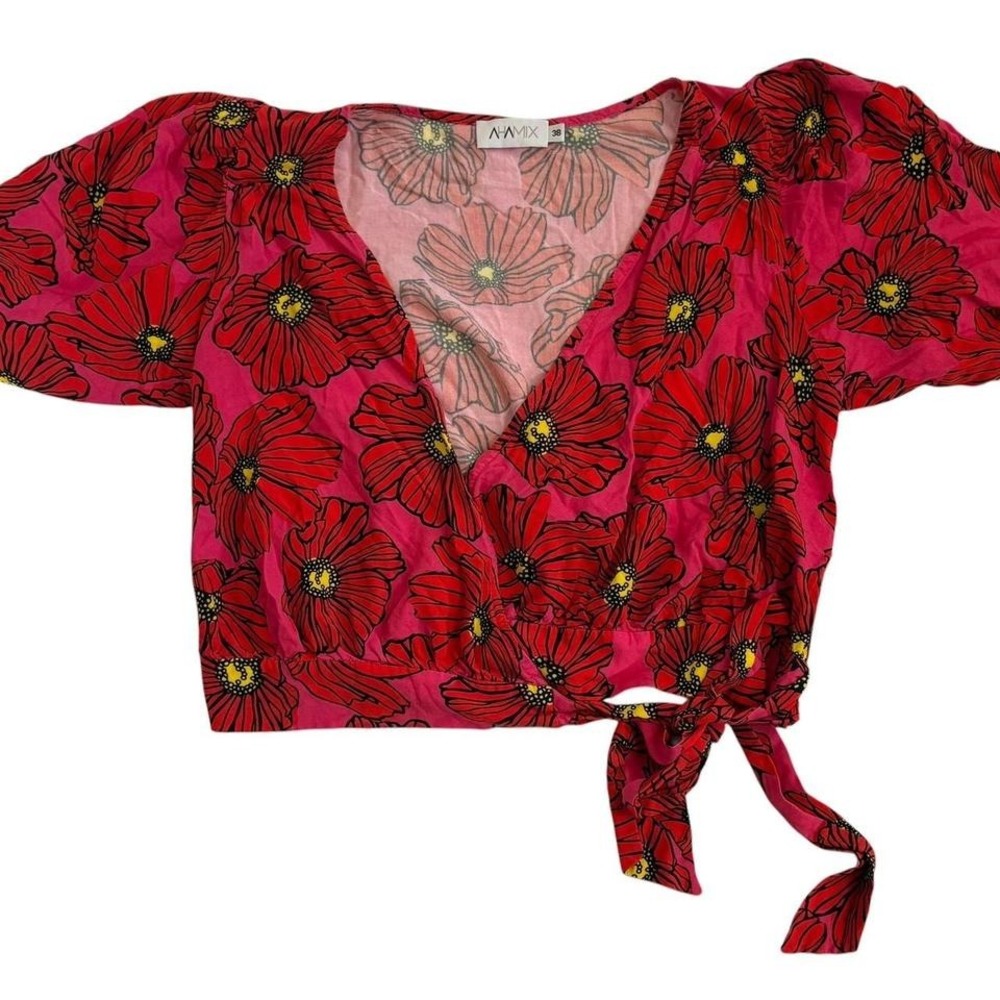 Red floral tie front crop top